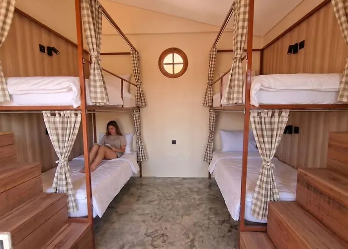 Wonderloft Ostello Nusa Penida